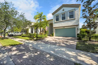 11460 SW Fieldstone Way, Port Saint Lucie, FL 34987 - Photo 2
