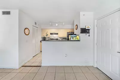 4115 San Marino Boulevard #107, West Palm Beach, FL 33409 - Photo 8