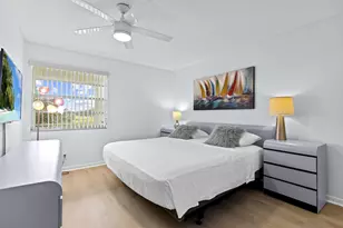 74 Normandy B, Delray Beach, FL 33484 - Photo 14