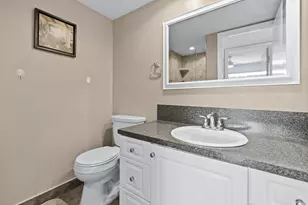 74 Normandy B, Delray Beach, FL 33484 - Photo 12