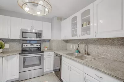 5600 N Flagler Drive #907, West Palm Beach, FL 33407 - Photo 4