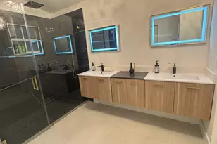 18 Selby Ln, Palm Beach Gardens, FL 33418 - Photo 18