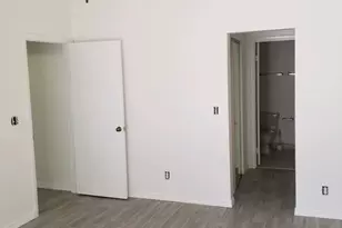 503 Springdale Cir, Palm Springs, FL 33461 - Photo 14