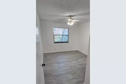 503 Springdale Circle #50 C, Palm Springs, FL 33461 - Photo 12