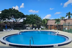 503 Springdale Cir, Palm Springs, FL 33461 - Photo 22