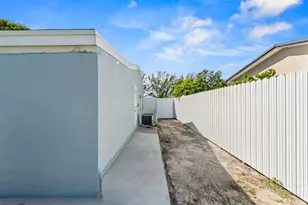 348 Lanier Dr, Lake Worth Beach, FL 33461 - Photo 40