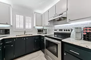 2600 SE Ocean Blvd, Stuart, FL 34996 - Photo 8