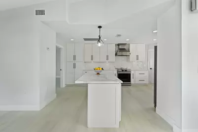 2807 NW St Lucie Lane, Stuart, FL 34994 - Photo 10