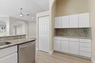 9734 Harbour Lake Cir, Boynton Beach, FL 33437 - Photo 6