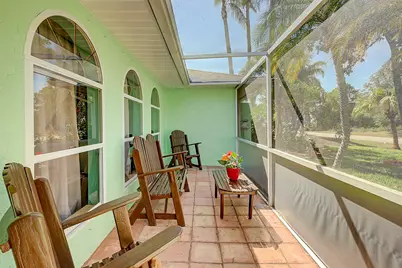 238 SW Grove Avenue, Port Saint Lucie, FL 34983 - Photo 44