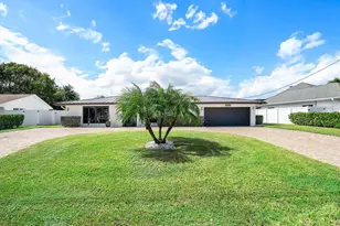 6853 Bayshore Dr, Lake Worth, FL 33462 - Photo 6