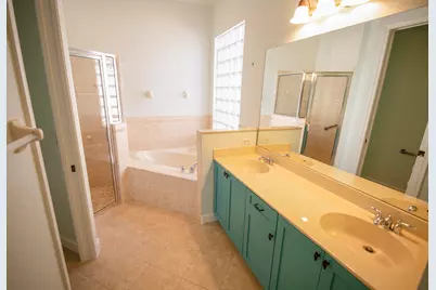 385 NW Sheffield Circle, Port Saint Lucie, FL 34983 - Photo 16