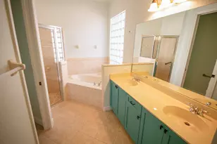 385 NW Sheffield Cir, Port Saint Lucie, FL 34983 - Photo 16