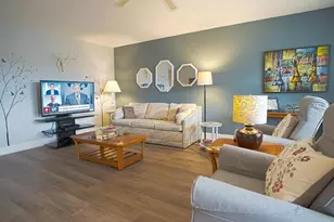 240 Windsor K, West Palm Beach, FL 33417 - Photo 4