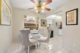 157 Flanders D, Delray Beach, FL 33484 - Photo 8