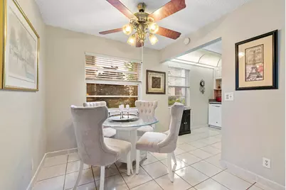 157 Flanders D, Delray Beach, FL 33484 - Photo 8