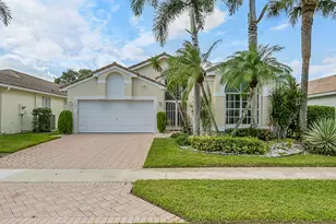 10382 Utopia Cir E, Boynton Beach, FL 33437 - Photo 1