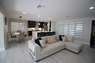 2548 SE 14th Street E, Pompano Beach, FL 33062 - Photo 6