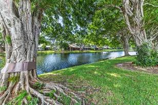 660 Deer Creek Edgewater Dr, Deerfield Beach, FL 33442 - Photo 6