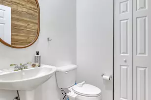 2850 S Oasis Dr, Boynton Beach, FL 33426 - Photo 10