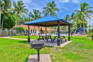 2850 S Oasis Dr, Boynton Beach, FL 33426 - Photo 36