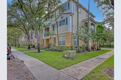 2850 S Oasis Drive, Boynton Beach, FL 33426 - Photo 2