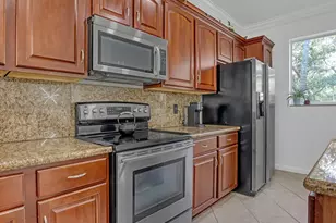 2850 S Oasis Dr, Boynton Beach, FL 33426 - Photo 24