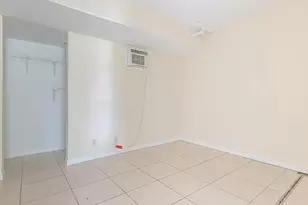 1010 SE Euclid Ln, Port Saint Lucie, FL 34983 - Photo 16