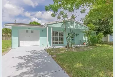 1010 SE Euclid Lane, Port Saint Lucie, FL 34983 - Photo 1