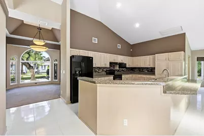 8776 Man O War Road, Palm Beach Gardens, FL 33418 - Photo 10