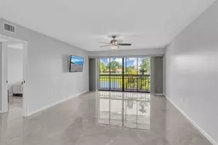 3200 Twin Lakes Terrace, Fort Pierce, FL 34951 - Photo 4