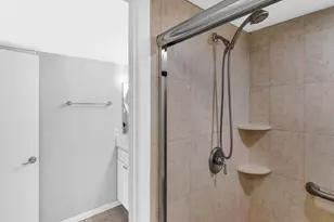 3200 Twin Lakes Terrace, Fort Pierce, FL 34951 - Photo 18