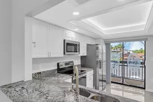 3200 Twin Lakes Terrace, Fort Pierce, FL 34951 - Photo 12