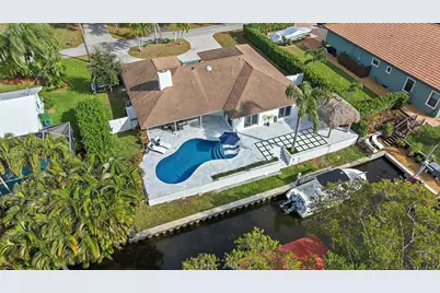 9524 SE Cove Point Street, Jupiter, FL 33469 - Photo 2