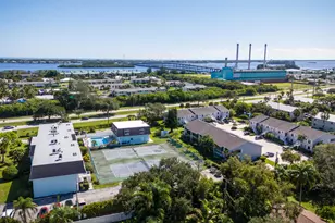 1901 Indian River Blvd, Vero Beach, FL 32960 - Photo 6