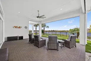 10033 Regency Wy, Palm Beach Gardens, FL 33412 - Photo 6