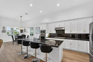 10033 Regency Wy, Palm Beach Gardens, FL 33412 - Photo 8