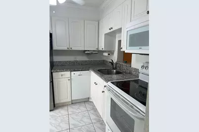 2161 NE 1st Court #102, Boynton Beach, FL 33435 - Photo 1