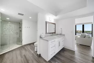 900 NE Spanish River Blvd, Boca Raton, FL 33431 - Photo 40