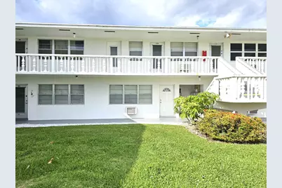 102 Easthampton E, West Palm Beach, FL 33417 - Photo 1