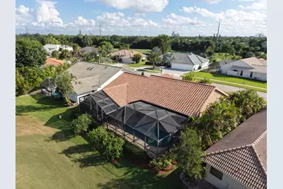 10767 Boca Woods Lane, Boca Raton, FL 33428 - Photo 6