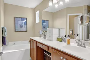 7476 Sarentino Ln, Boynton Beach, FL 33437 - Photo 32