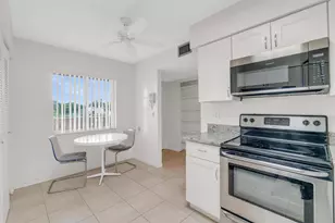 7192 Huntington Ln, Delray Beach, FL 33446 - Photo 6