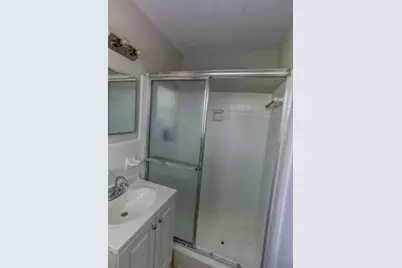 328 E Jasmine Drive, Lake Park, FL 33403 - Photo 24