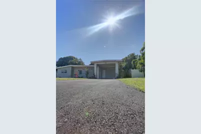 328 E Jasmine Drive, West Palm Beach, FL 33403 - Photo 4