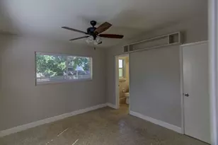 328 E Jasmine Dr, West Palm Beach, FL 33403 - Photo 16