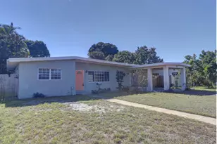 328 E Jasmine Dr, Lake Park, FL 33403 - Photo 8