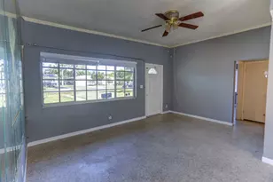 328 E Jasmine Dr, Lake Park, FL 33403 - Photo 2