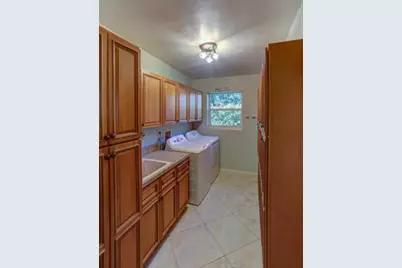 328 E Jasmine Drive, West Palm Beach, FL 33403 - Photo 26