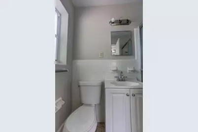 328 E Jasmine Drive, West Palm Beach, FL 33403 - Photo 24